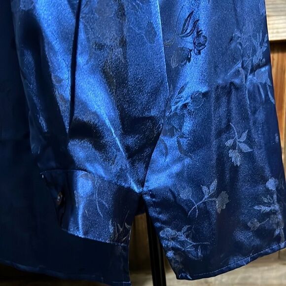 Liz Baker Woman blouse top tunic career blue floral plus 1X FIRm on PRICE - Picture 3 of 6